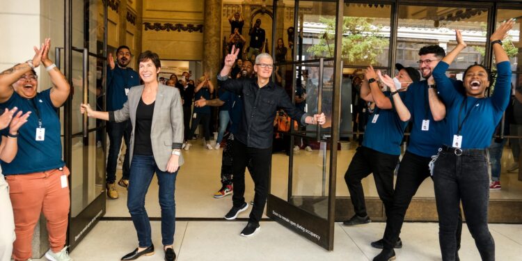 Apple Tim Cook