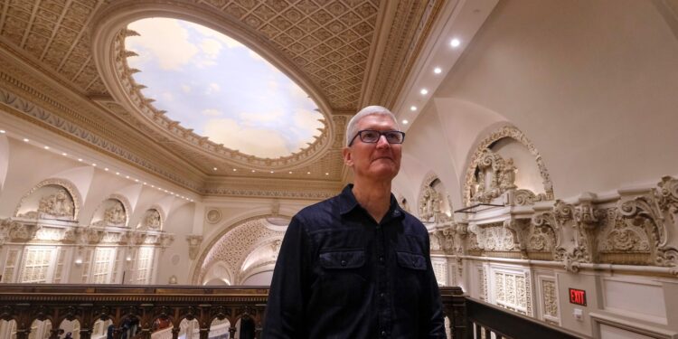 Apple Tim Cook