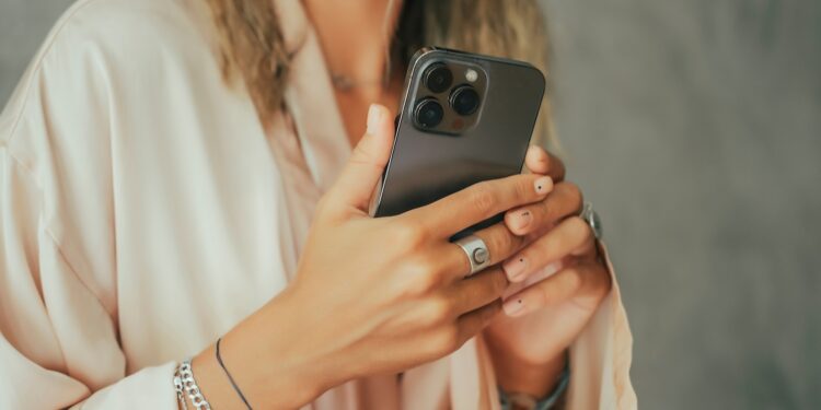 Apple iPhone