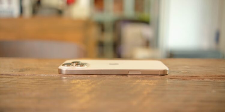 iPhone 17 Pro Apple