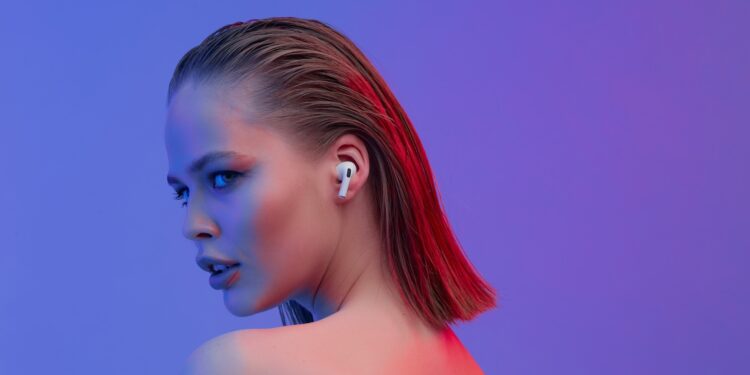 iOS 26 AirPods