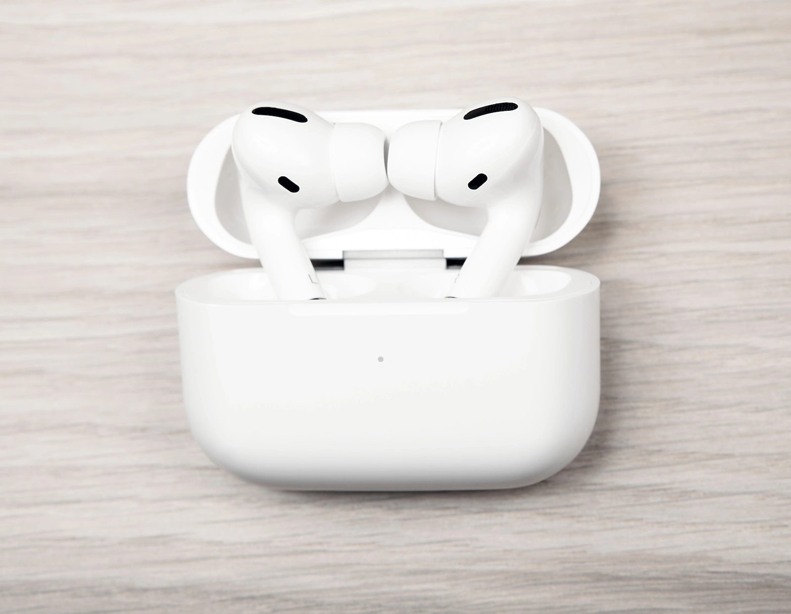 iOS 26 AirPods