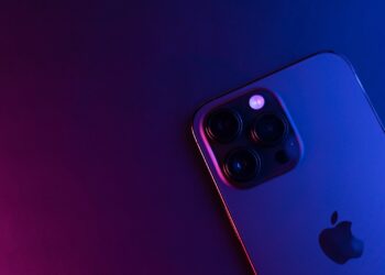 iPhone Apple