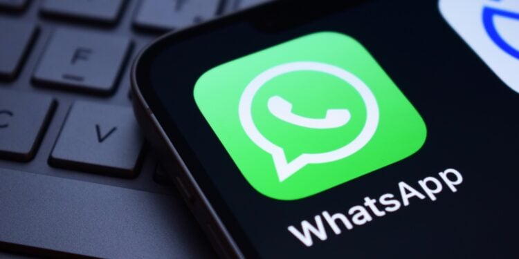 WhatsApp Status