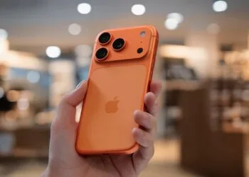 iPhone 17 Apple