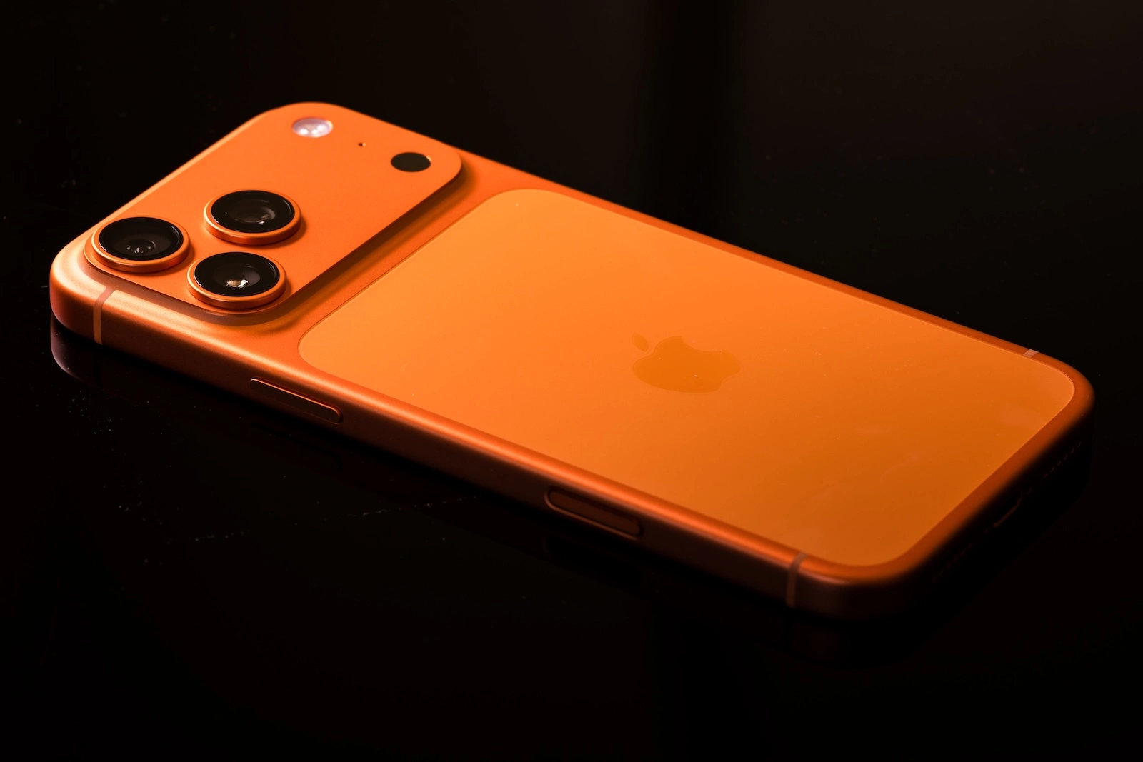 iPhone 17 Pro Apple