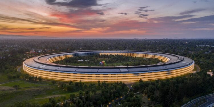 Apple Leadership