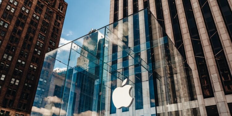 Apple iOS 26