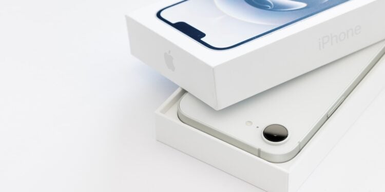 iPhone 17e Apple