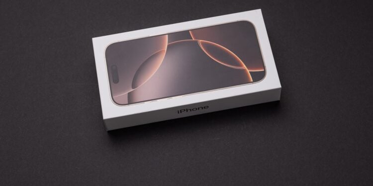iPhone Apple