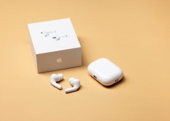 Apple AirPods