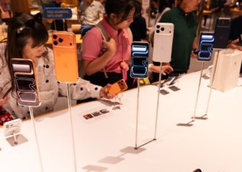 iPhone 17 Apple Samsung