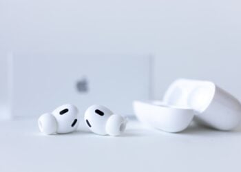 AirPods Pro Apple