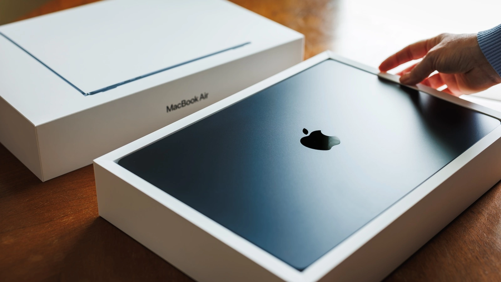 OLED MacBook Air Apple