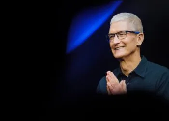 Tim Cook Apple CEO