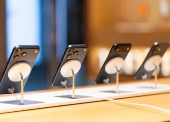 Apple iPhone