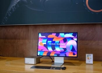 macOS Apple Studio Display