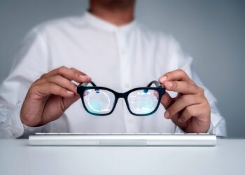 Apple Glasses Tim Cook