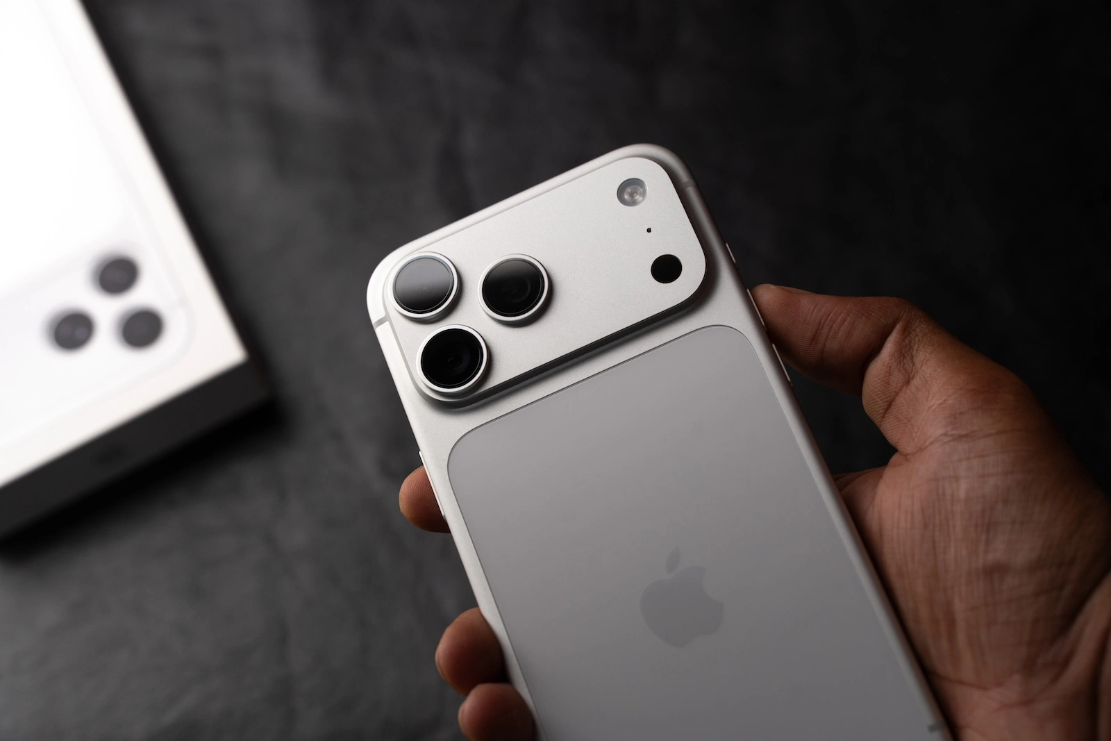 iPhone 17 Pro Apple