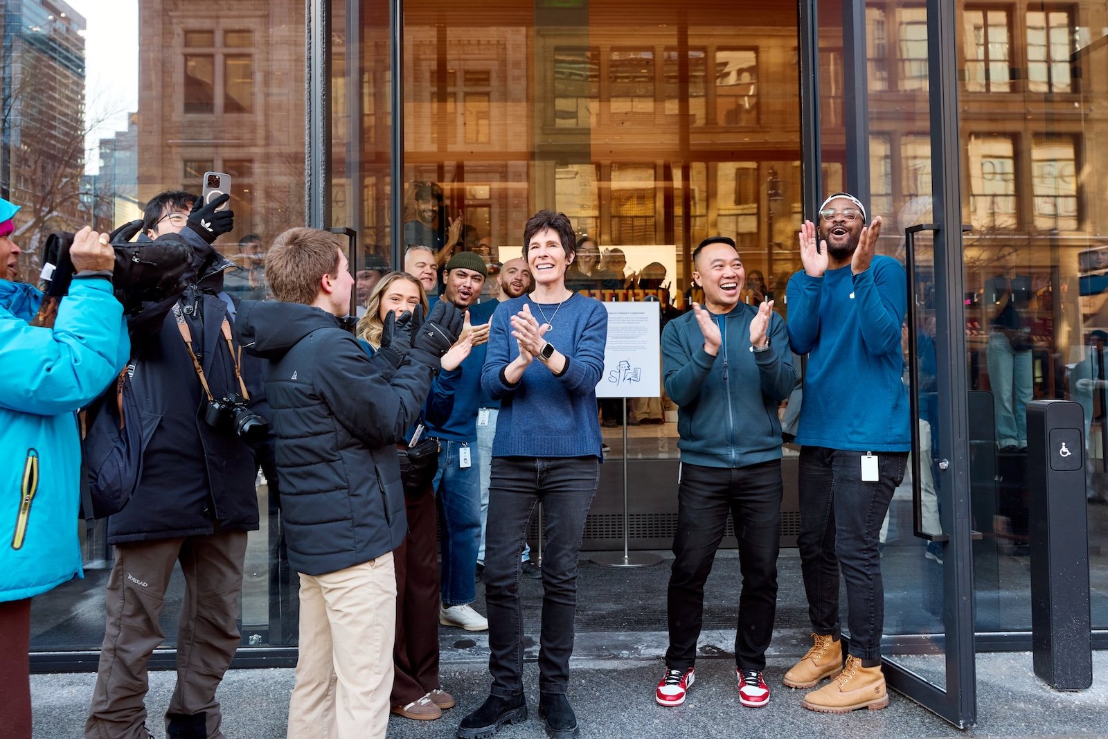 Apple Sainte-Catherine Store in Montreal