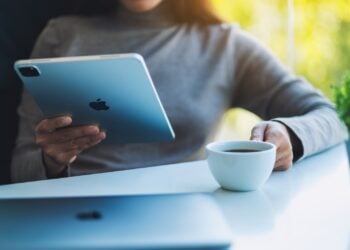 iPadOS 26.2 macOS 26.2 Apple