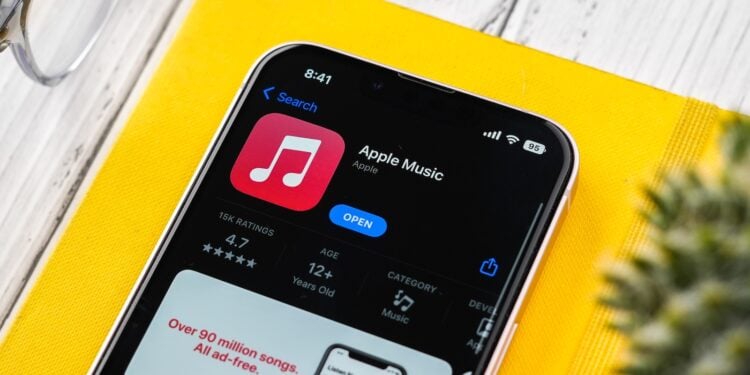 Translate Apple Music lyrics