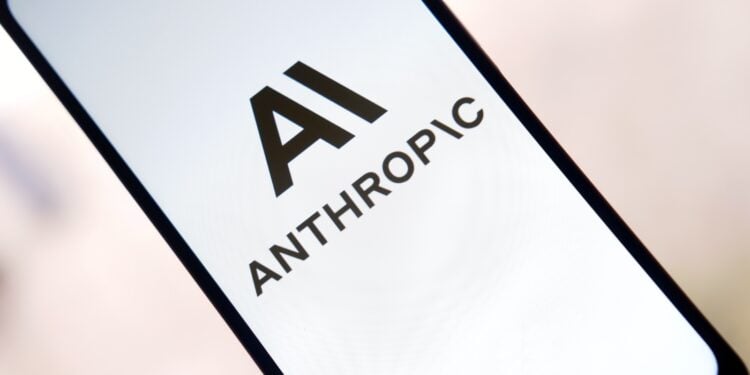 Apple Siri Anthropic