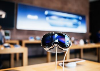 Apple Vision Pro Controller