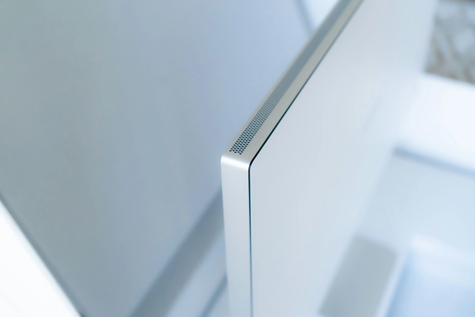 Apple Studio Display 2