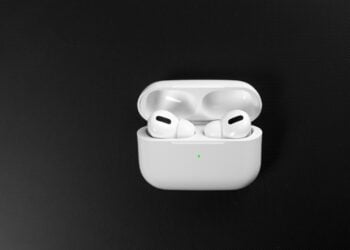 AirPods Pro Apple