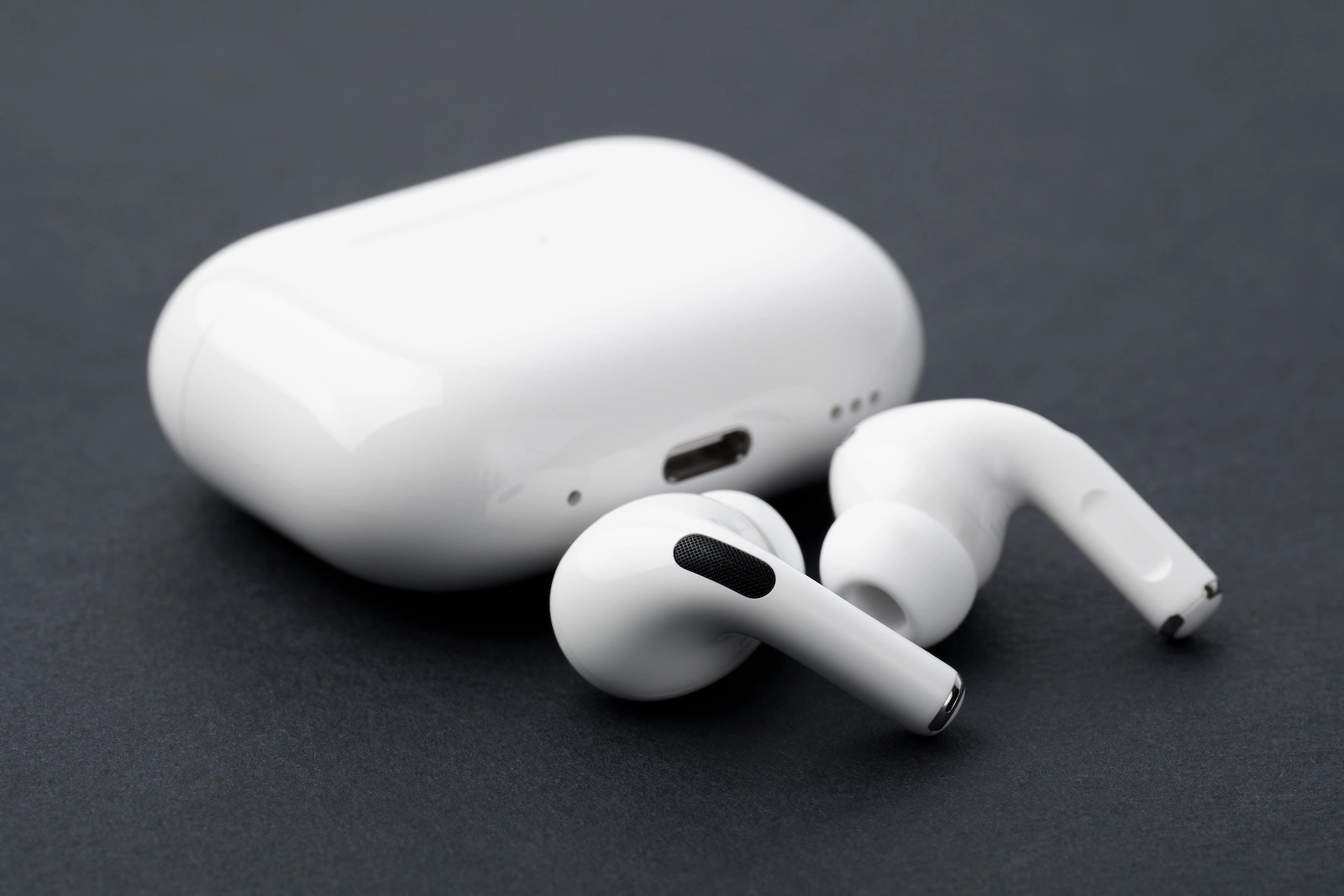 AirPods Pro Apple