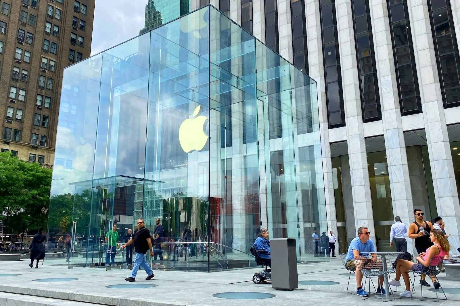 Apple iPhone 16e