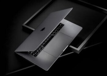 M6 MacBook Pro Apple