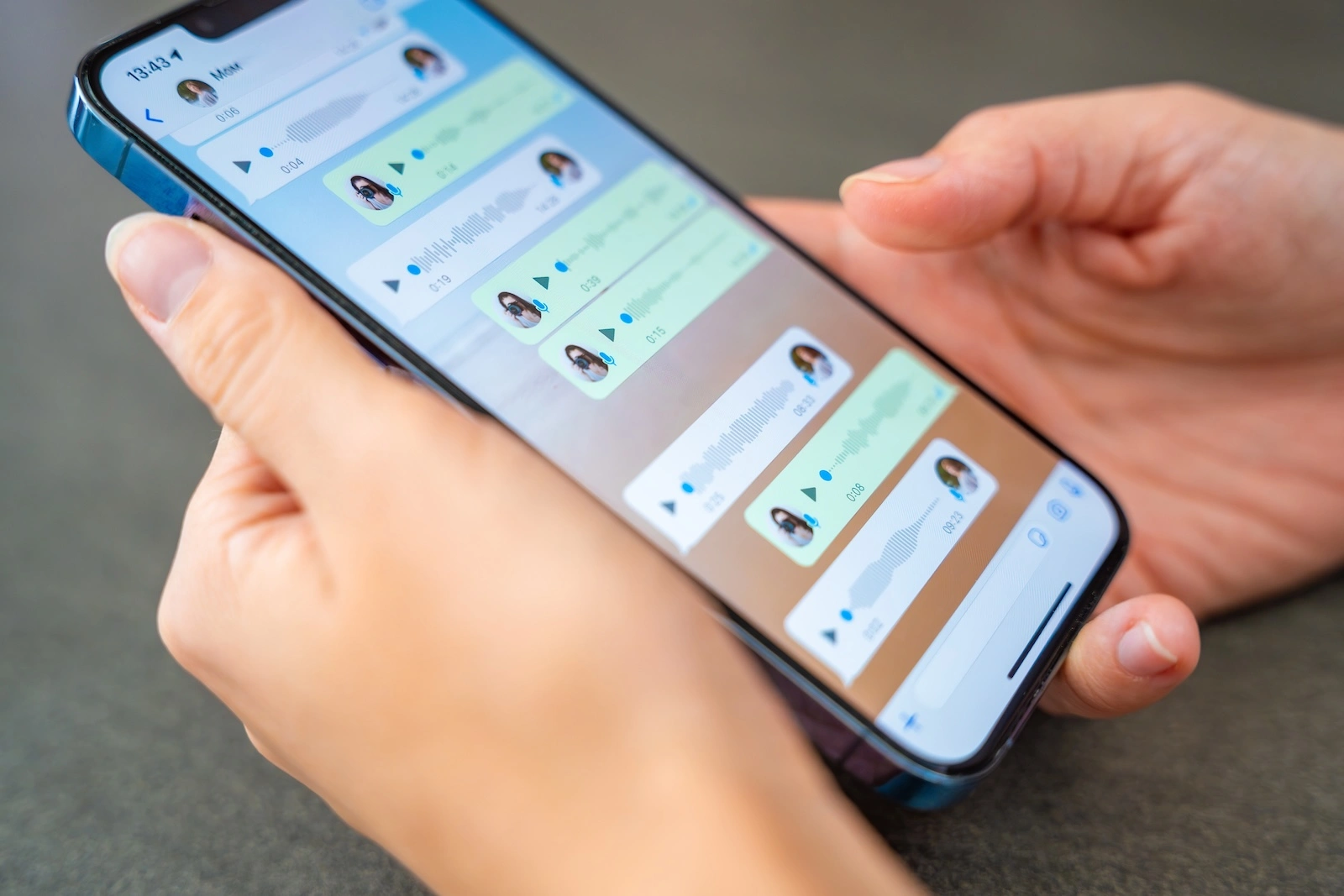 WhatsApp Liquid Glass