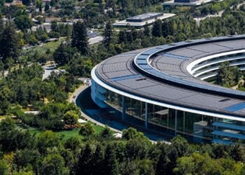 Apple American Manufacturing Program