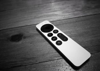 Apple TV Siri
