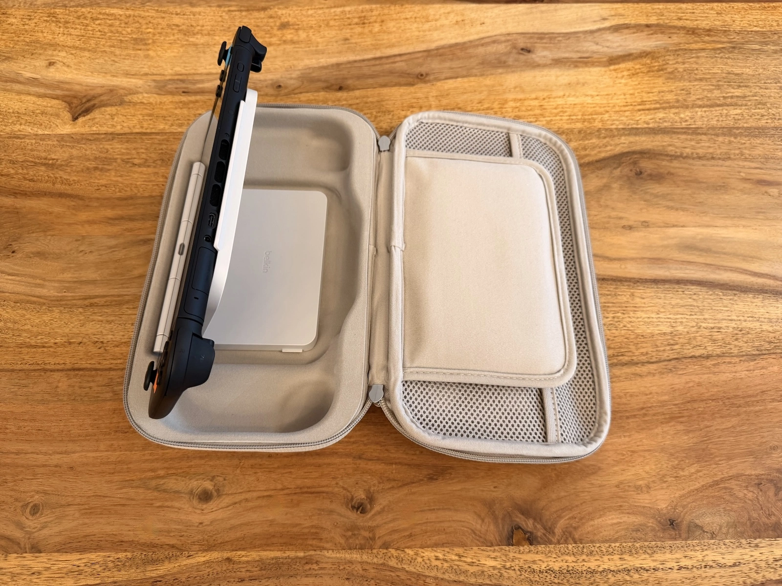 Belkin Charging Case Pro for Nintendo Switch 2