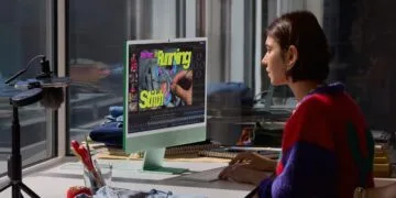 Videoschnitt am grünen iMac: Eine Frau bearbeitet ein Nähvideo, ein typischer Einsatz für den iMac M6