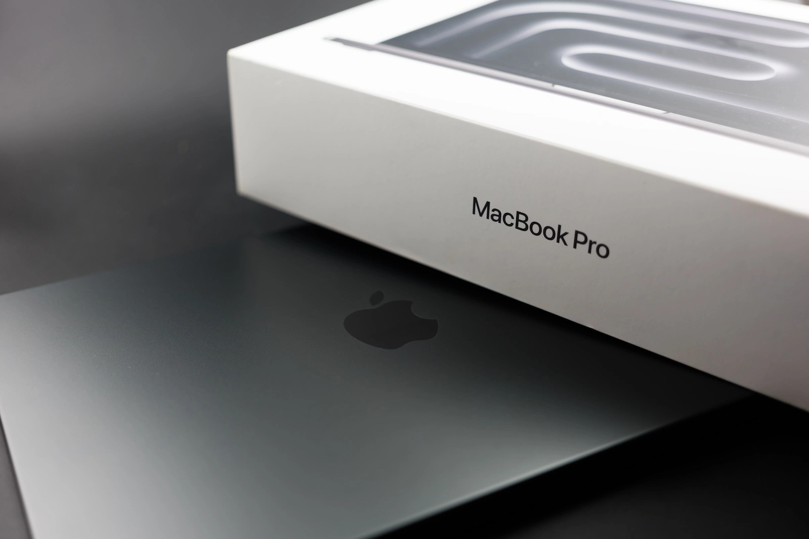 MacBook Ultra Apple