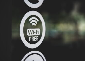 Öffentliches WLAN sicher nutzen: So schützt du dein iPhone