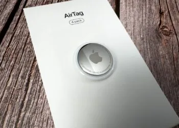 Apple AirTags 2