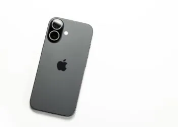 iPhone 18 Apple