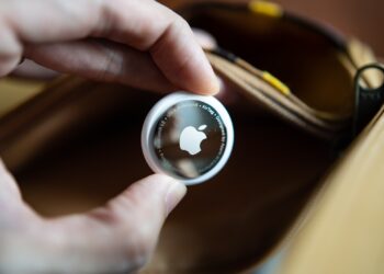Apple Pendant KI