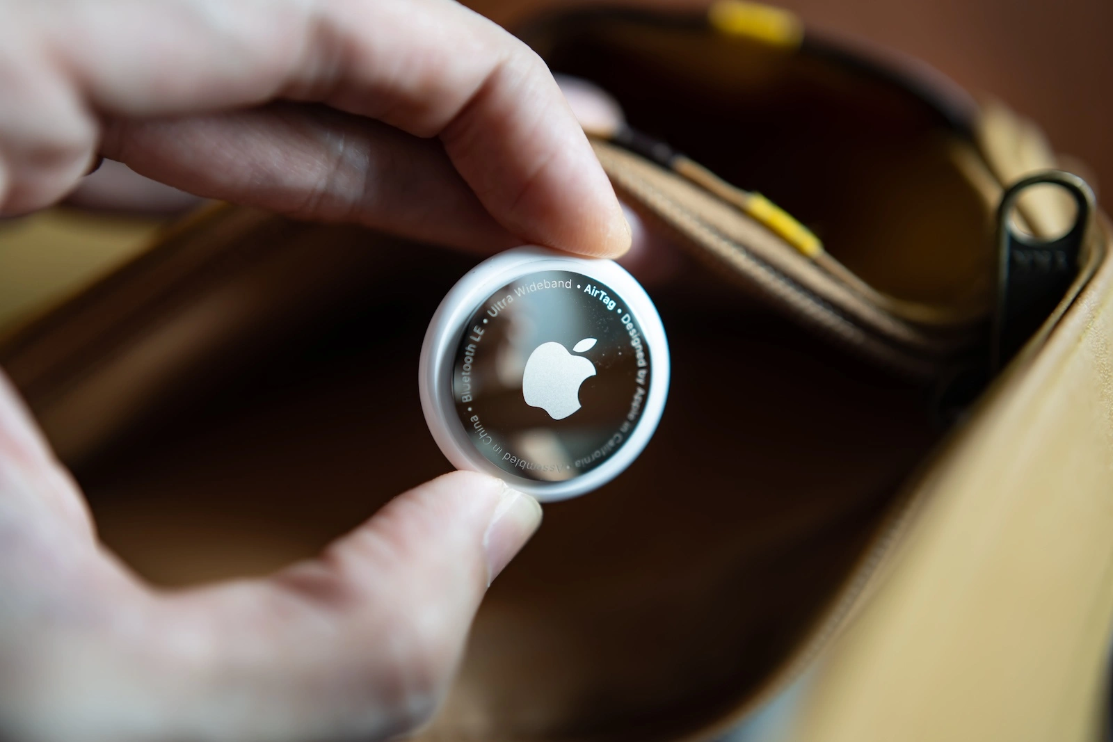 Apple Pendant KI