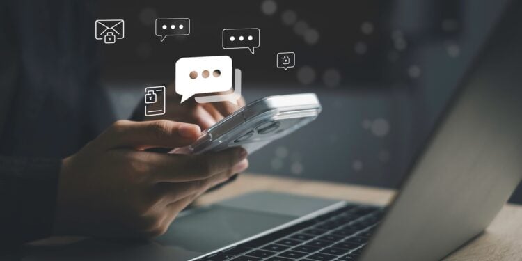 WhatsApp self-deleting messages