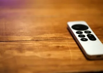Apple TV 4K HomePod mini