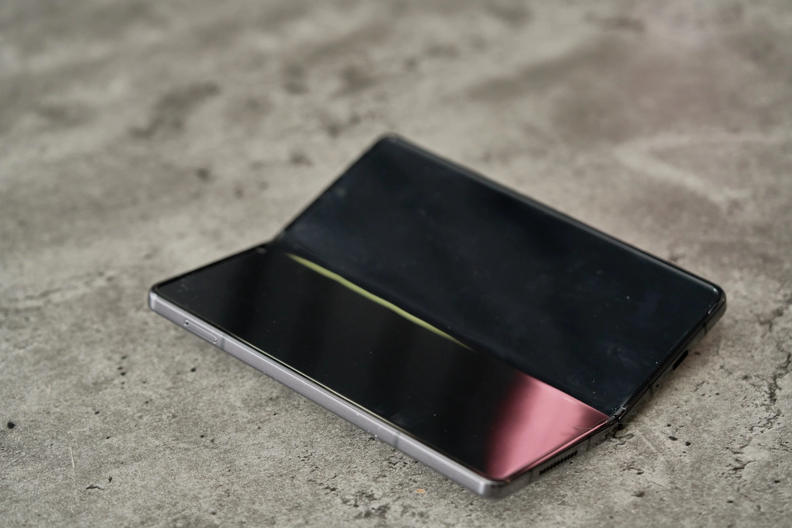 iPhone Ultra 2 Apple