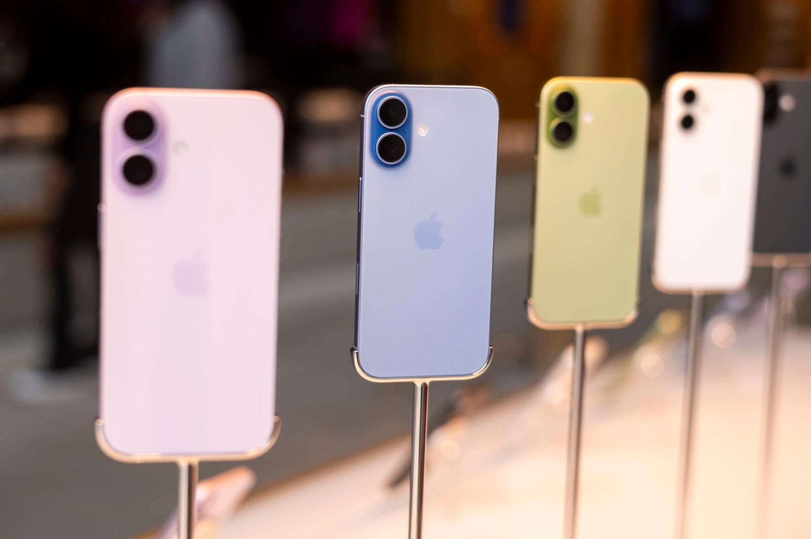 iPhone 18 RAM