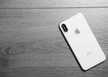 iPhone Ultra Apple