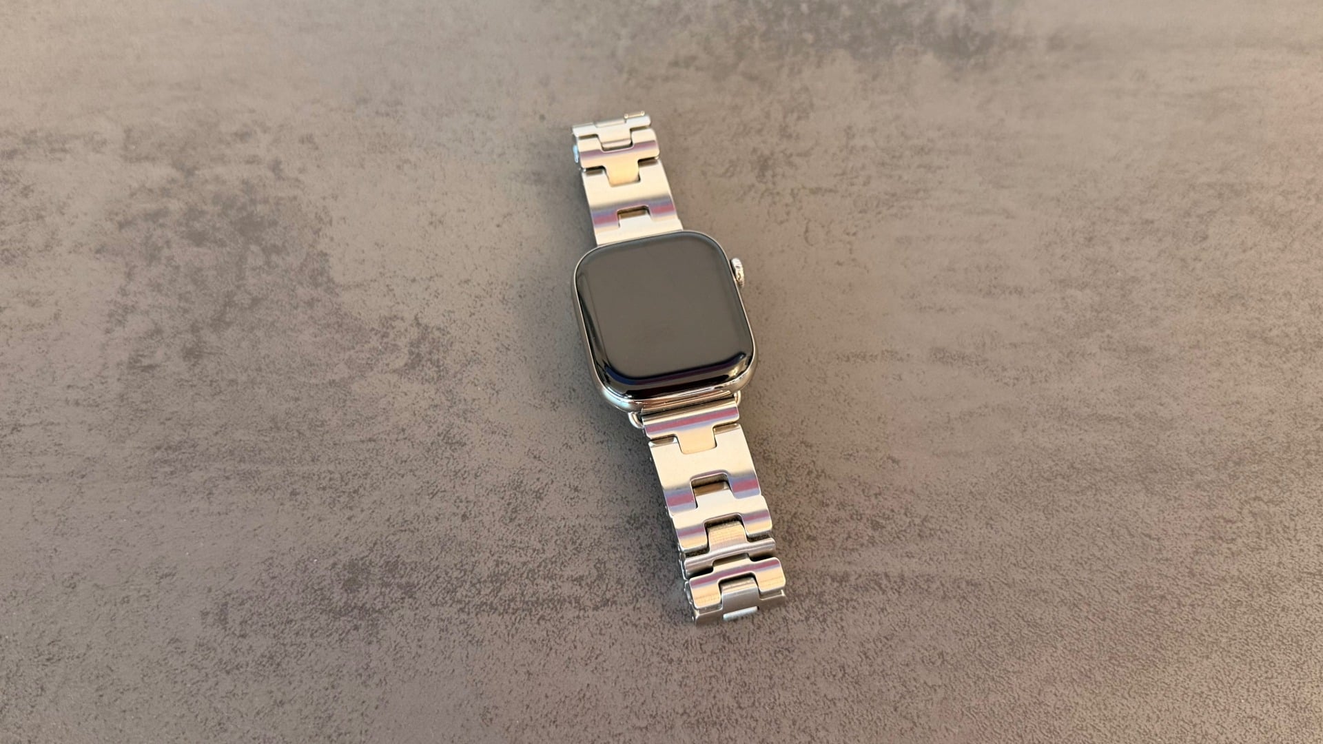 Apple Watch Series 12 Rumored to Feature Ceramic Case